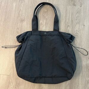 Lululemon tote bag black